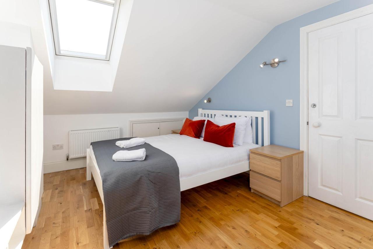Air Host & Stay - Rockfield House - Sleeps 8 Ліверпуль Екстер'єр фото
